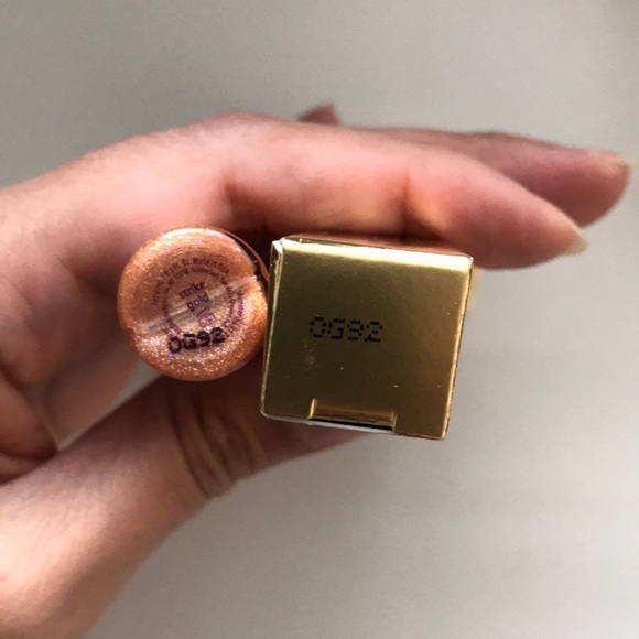 Tarte lipgloss - Picture 2 of 3